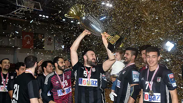 Beşiktaş Mogaz kupasına kavuştu