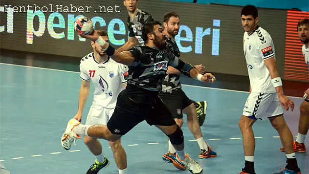 Beşiktaş Mogaz, Zagreb’e patladı