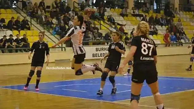 Bir Hentbolcunun Yorgun Vedası