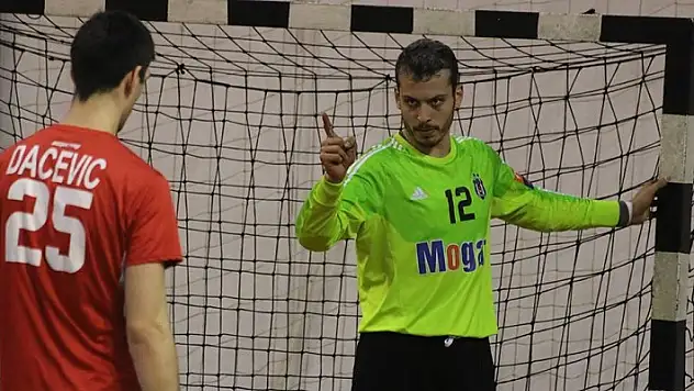 Bu kaleciyi geçmek imkansız!