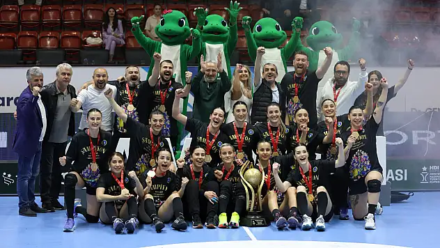 Bursa Büyükşehir Belediyespor Antrenörü Fatih Işık'tan Kupa Değerlendirmesi