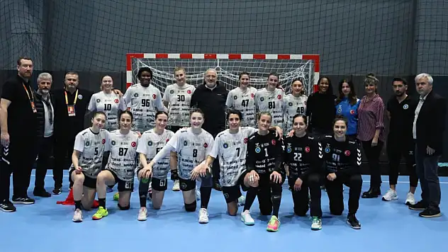 Bursa Büyükşehir Belediyespor'un Replasa Beti-Onak Maçı Kadrosu Belli Oldu!