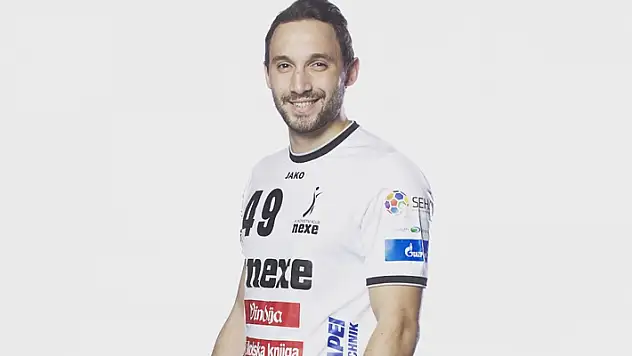 Can Çelebi Fransa’da