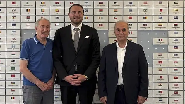 Çebi'den 'Dünya' Temasları: Hedef Türk Hentbolunun Etkinliğini Arttırmak