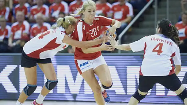 Danimarka: 28- Türkiye: 19