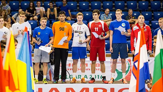 Doruk ve Hüseyin yıldızlar arasında