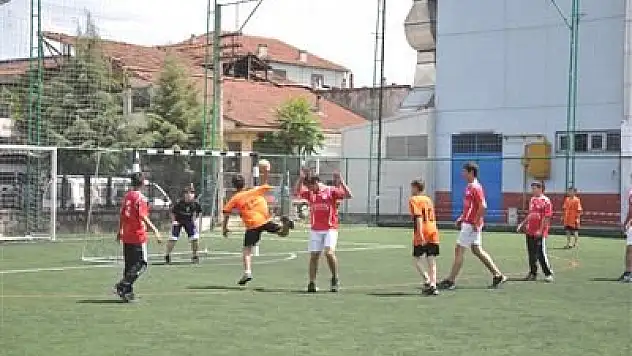 Düzce’de Açık Alan Hentbol Şenliği