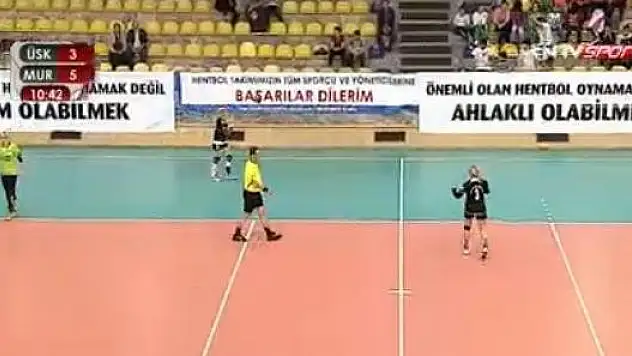 Ezeli Rekabete Gölge Düştü