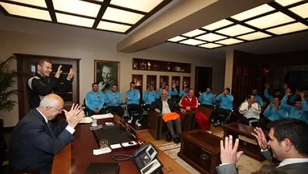 Fethi Yaşar’ın Özel Konukları