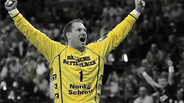 Flensburg’un başarılı kalecisinden mesaj var!