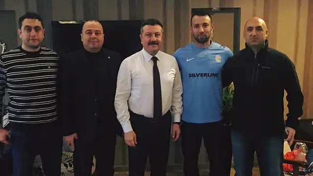 Göztepe’den Merzifon Belediyesi SK’ya