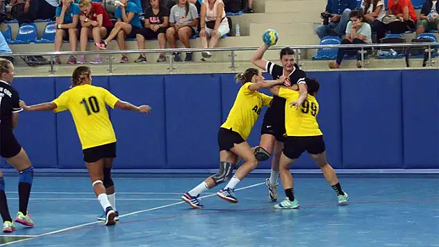 Hazırlık maçlarının 1.si Ardeşen GSK oldu