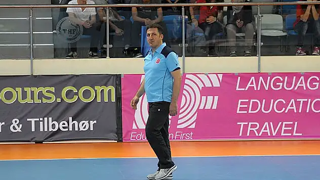 “Hentbol Camiasından Özür Dileriz”