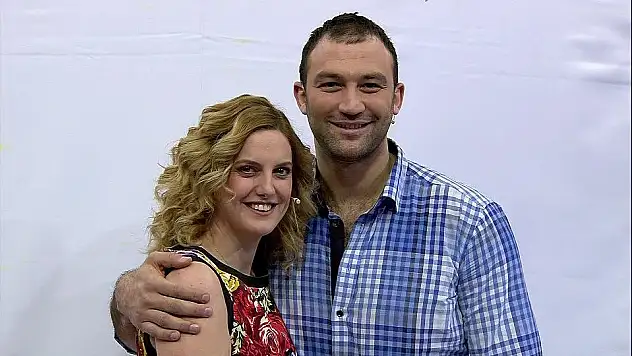 Hentbolcu Arabayı Kaptı