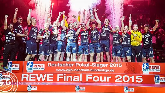 Here comes the Champion!