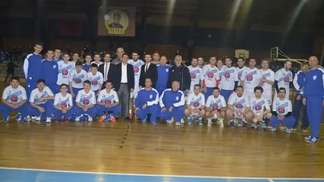 HK Kosova kulübüne Tika’dan yardım