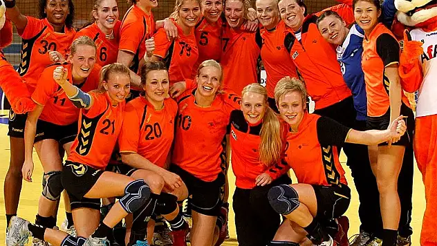 Hollanda İspanya’ya Acımadı