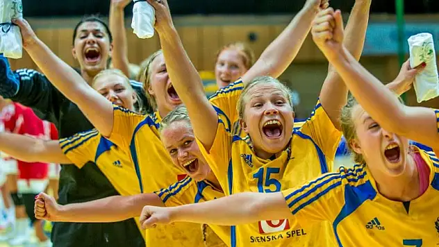 İsveç Mutlu Sona Ulaştı