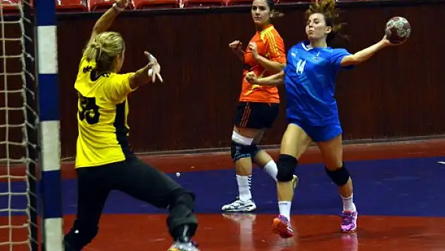 İZMİR BŞB:35 ÜSKÜDAR:27