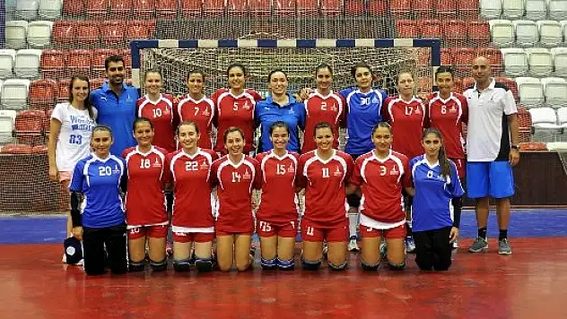 İzmir İlk  maçta kayıp