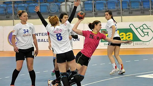 Kadınlar 1.Ligi Play-Off yarı finallerinde 2.gün