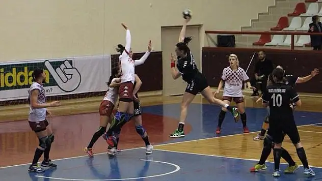 Kadınlar Süper Ligi’nde 2 maçın heyecanı yaşandı