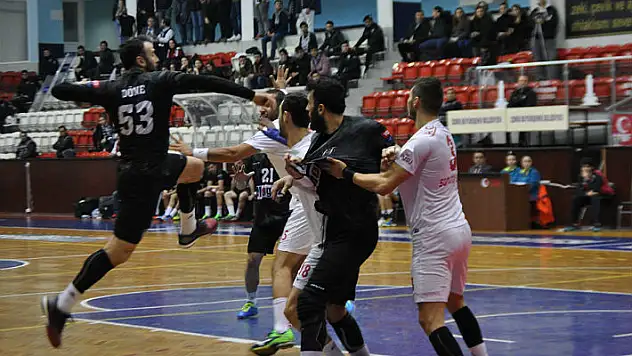 Kara-Kartal İzmir’de dolu dizgin