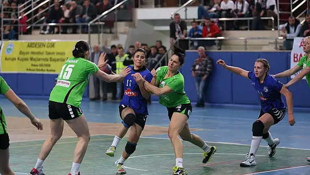 Karadeniz fırtınası yarı final yolunda avantaj elde etti