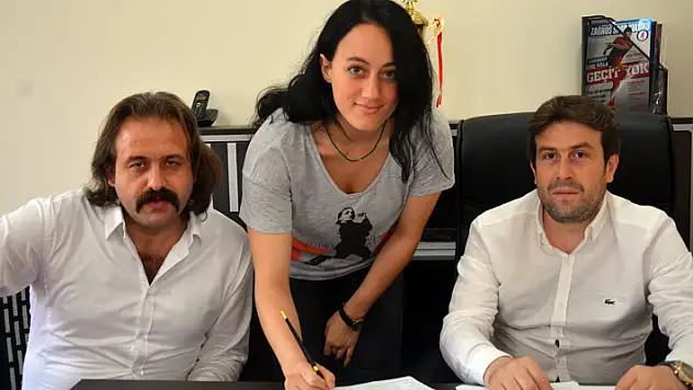 Kübra Özyılmaz yuvada kaldı