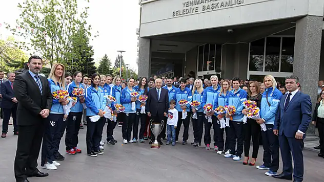 Kupa Kızı Yenimahalle