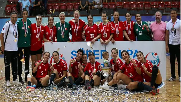 Kupa sahibi Paşa’nın Melekleri