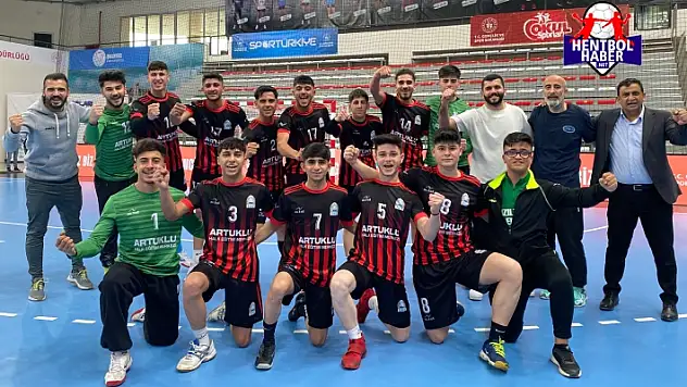 Mardin Kızıltepe Spor Lisesi Türkiye ikincisi