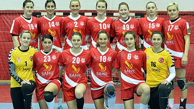 Muratpaşa Avrupa’da yarı finalde