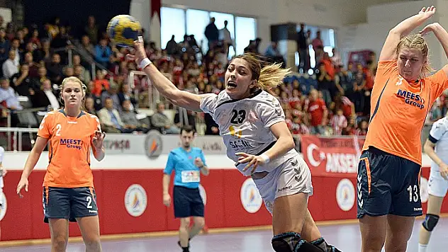 Muratpaşa Belediyespor, Galytchanka’yı yendi