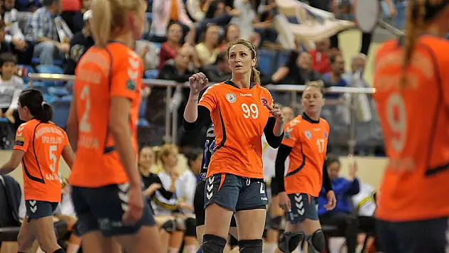 Muratpaşa Belediyespor, Hazırlık Maçlarında Devlerle