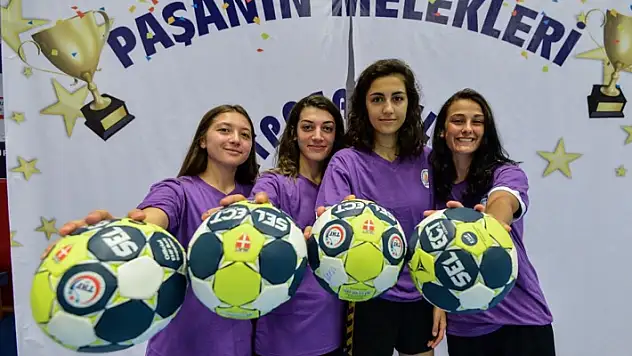 Muratpaşa şampiyon…