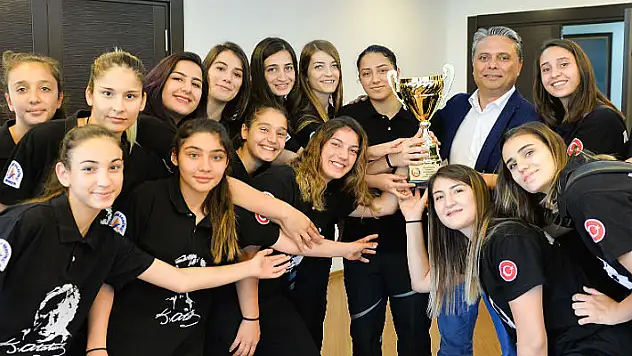 Muratpaşa’dan Cumhuriyet Turnuvası