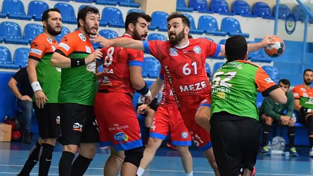 Nilüfer Belediyespor galibiyete rahat ulaştı