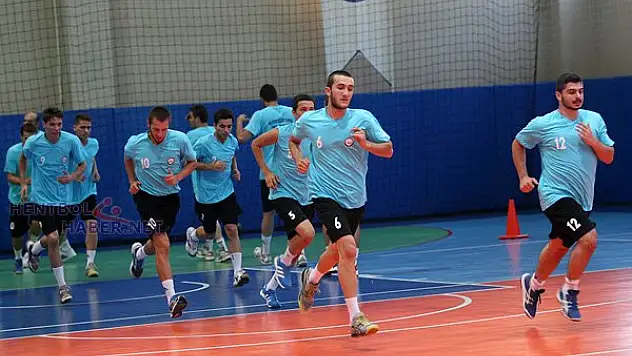 Nilüfer  Belediyespor Topbaşı Yaptı