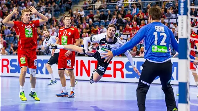 Norveç-Almanya maçının sahne arkası (VİDEO)