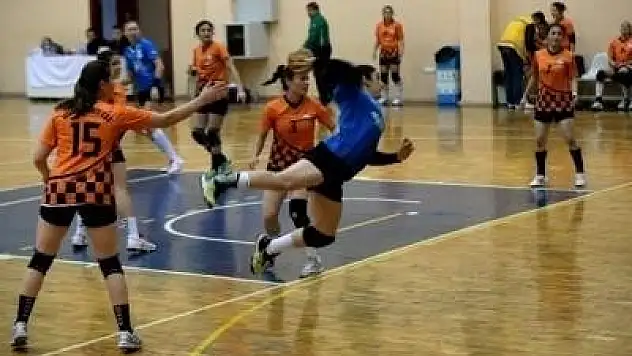 Osmangazi Belediyespor galibiyete devam dedi