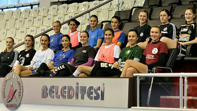 Paşa'nın Melekleri Danimarka'da