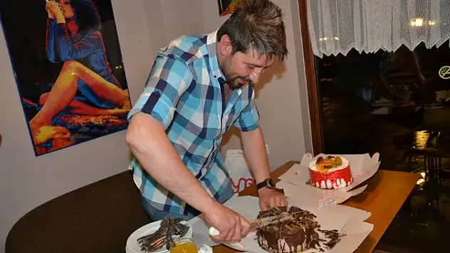 Rainbow’dan Sürpriz Doğum Günü Kutlaması