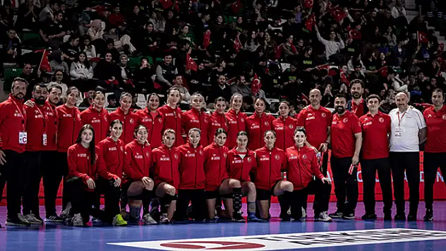 Rövanş maçında Sırbistan'dayız