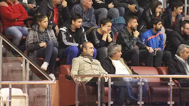 Salonlara geri dönüş