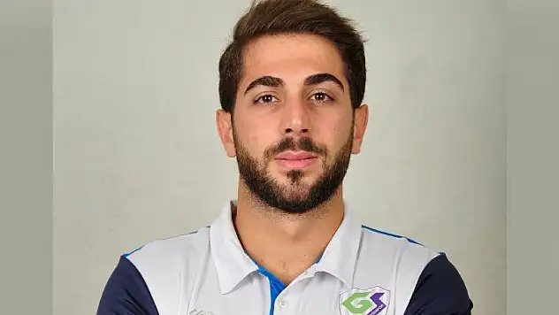 Samet Kanberoğlu, transferini Hentbolhaber.Net’e değerlendirdi