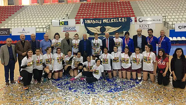 Şampiyon Anadolu Üni. GSK oldu