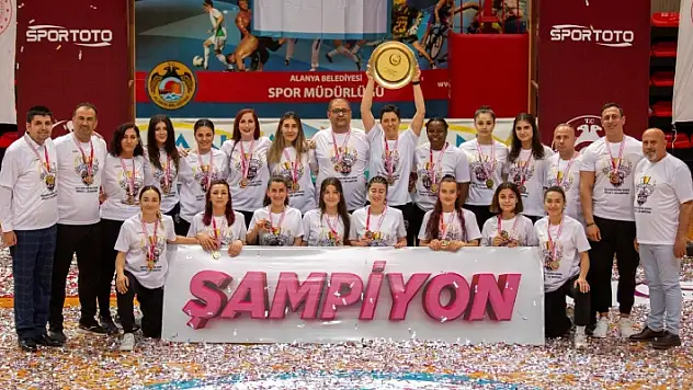 Şampiyon Mersin Büyükşehir Belediyespor oldu