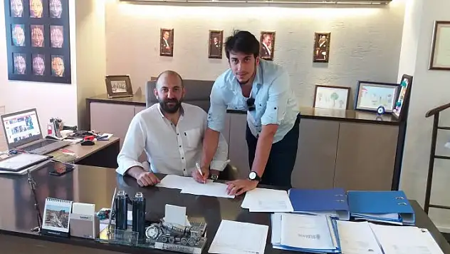 Selkaspor genç oyuncuyu kadrosuna kattı