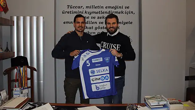 Selkaspor’dan orta oyun kurucu transferi